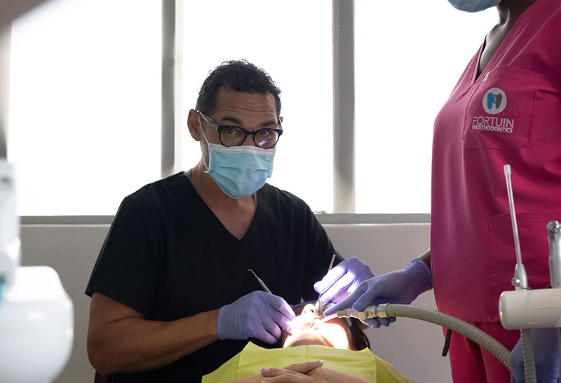 Alwyn Fortuin - Maxillofacial Prosthodontics